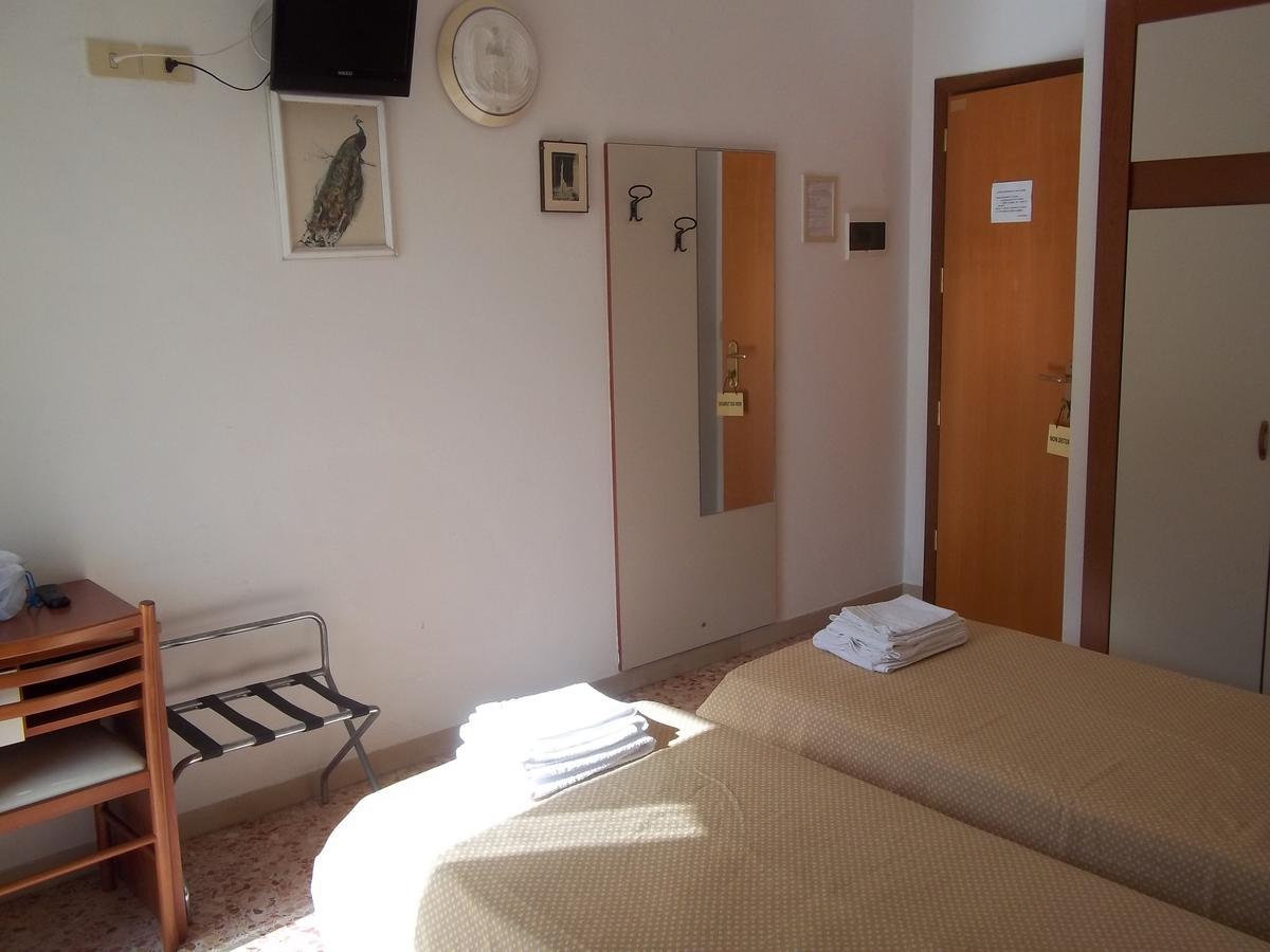 Hotel Italia Senigallia Esterno foto