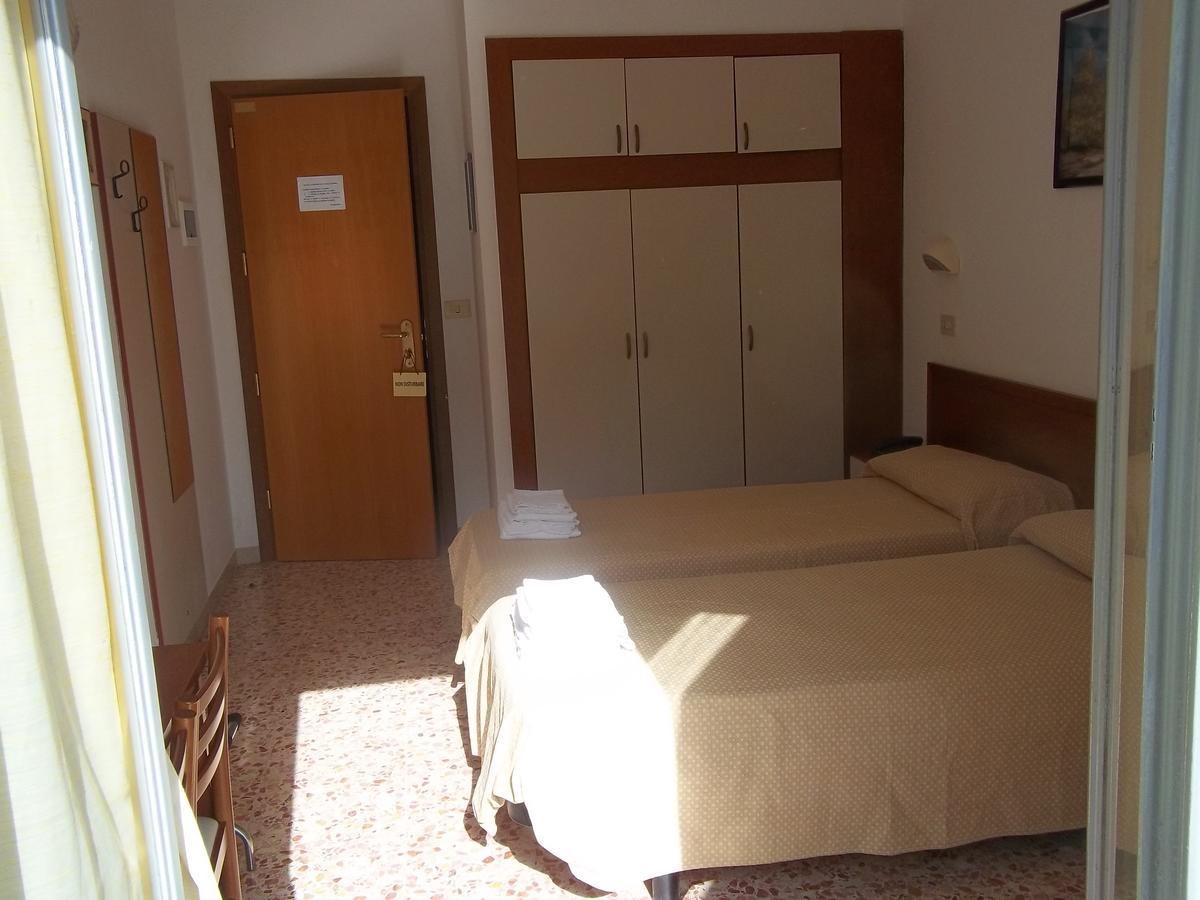 Hotel Italia Senigallia Esterno foto